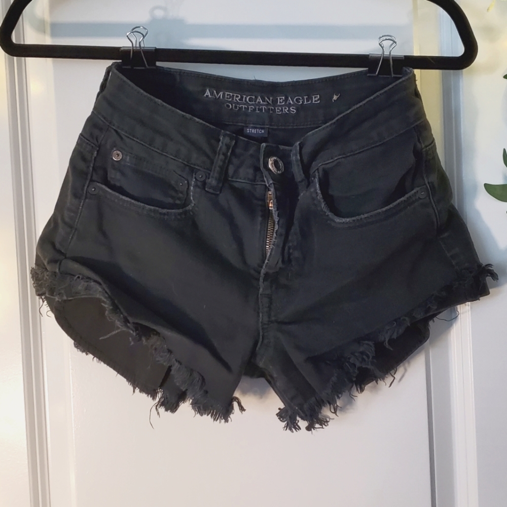 American Eagle High Rise Cutoffs Size 2
